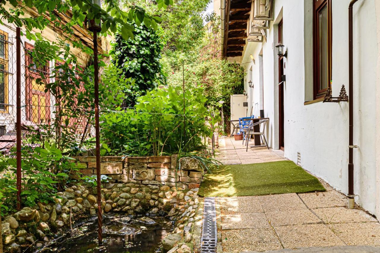 Gul Baba Saray Apartments Budapest Eksteriør bilde